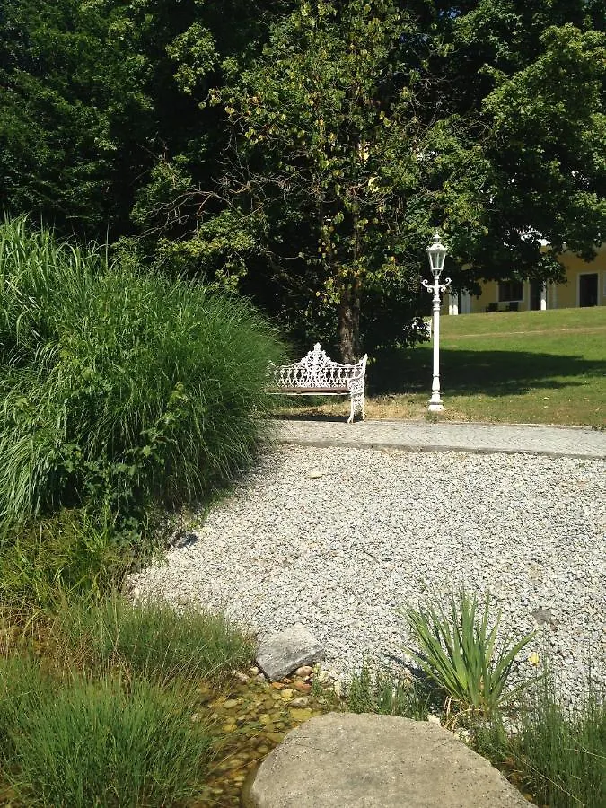 Wellnesshotel Parkschloessl Zu Thyrnau 
