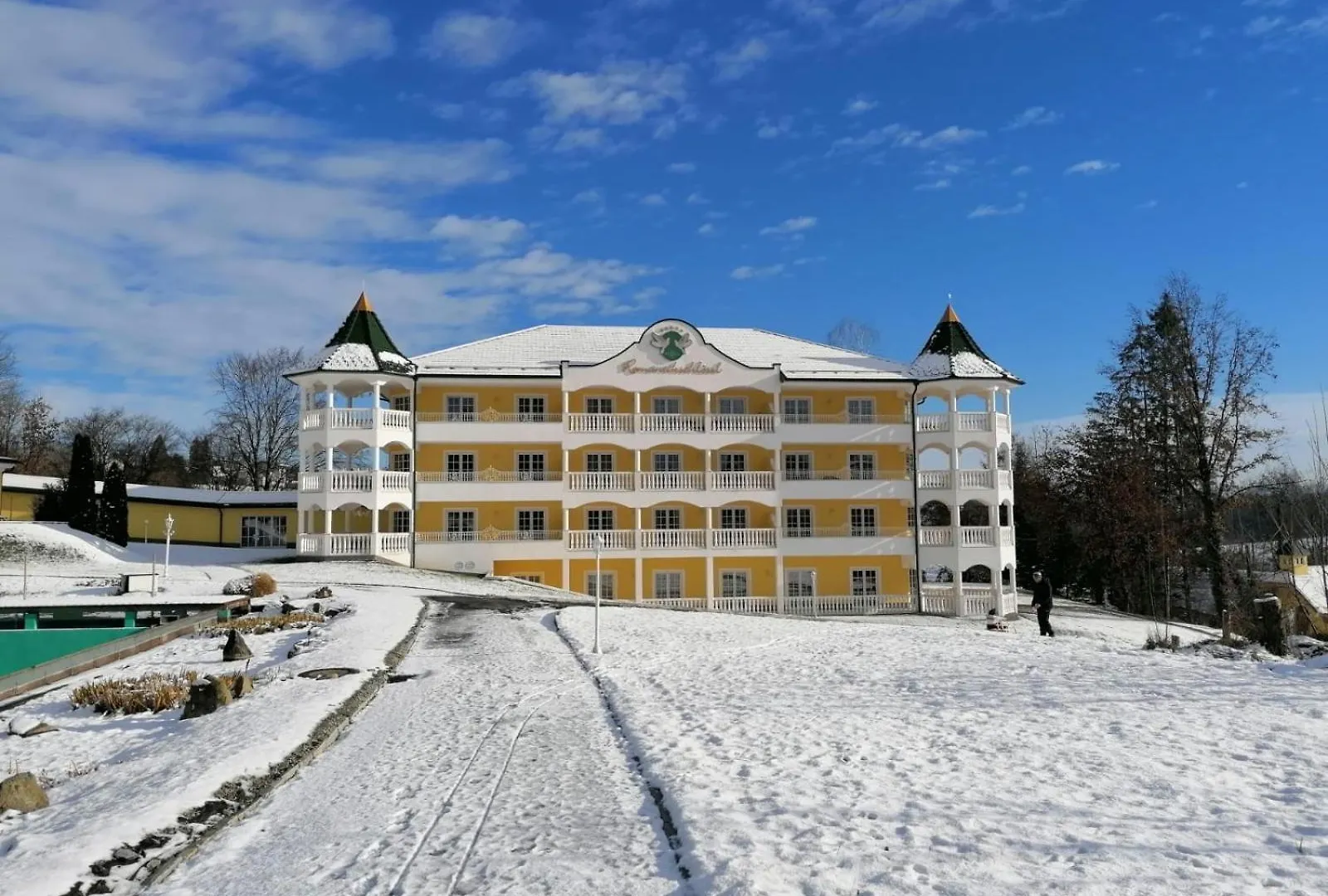 Wellnesshotel Parkschloessl Zu Thyrnau Ihr Adults Only Spa Resort