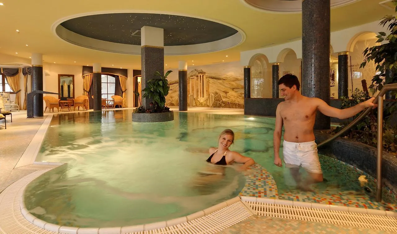 Wellnesshotel Parkschloessl Zu Thyrnau 